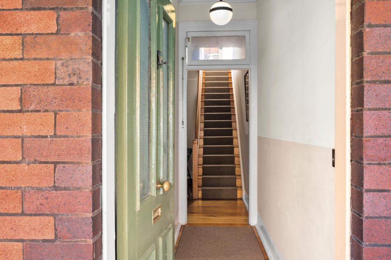 Discover The Rocks - Historical Terrace House シドニー エクステリア 写真